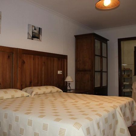 Hostal Monte Rio Hotel Trescares ภายนอก รูปภาพ