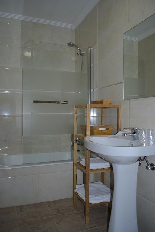 Hostal Monte Rio Hotel Trescares ห้อง รูปภาพ